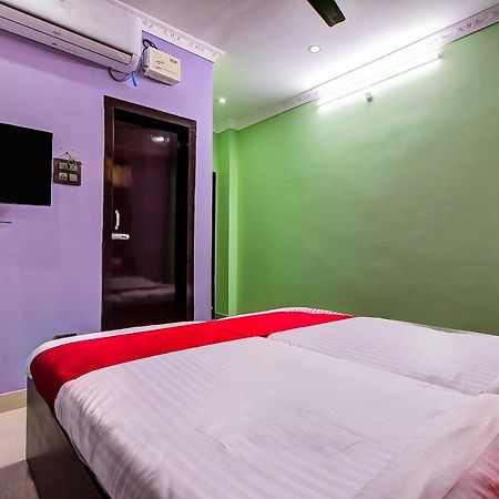 Oyo 13927 Green View Guest House Dispur Exteriör bild