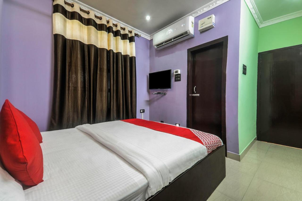 Oyo 13927 Green View Guest House Dispur Exteriör bild