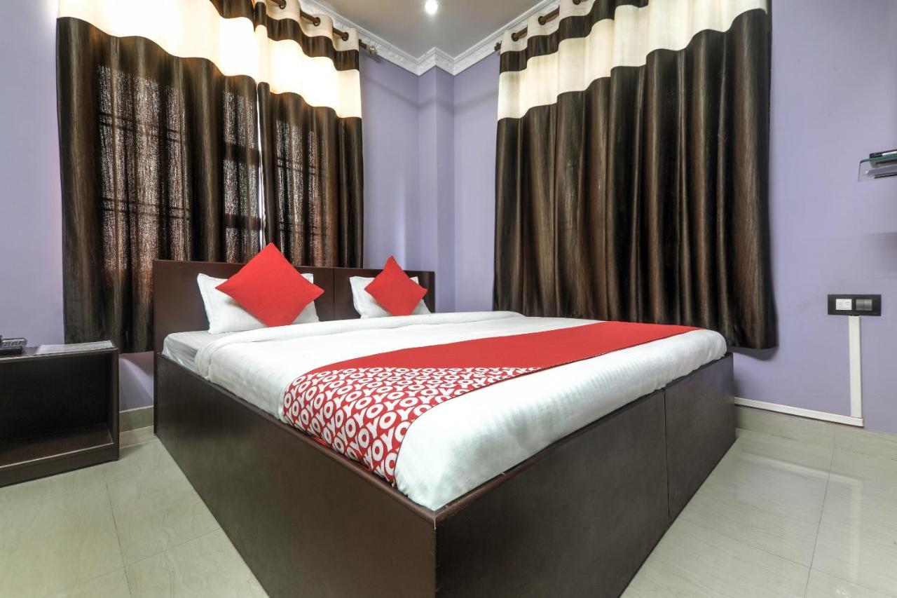 Oyo 13927 Green View Guest House Dispur Exteriör bild