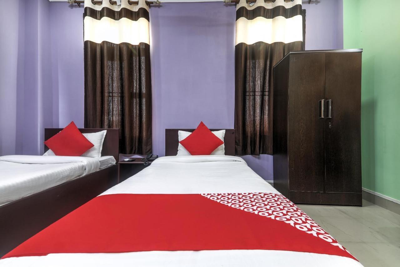 Oyo 13927 Green View Guest House Dispur Exteriör bild