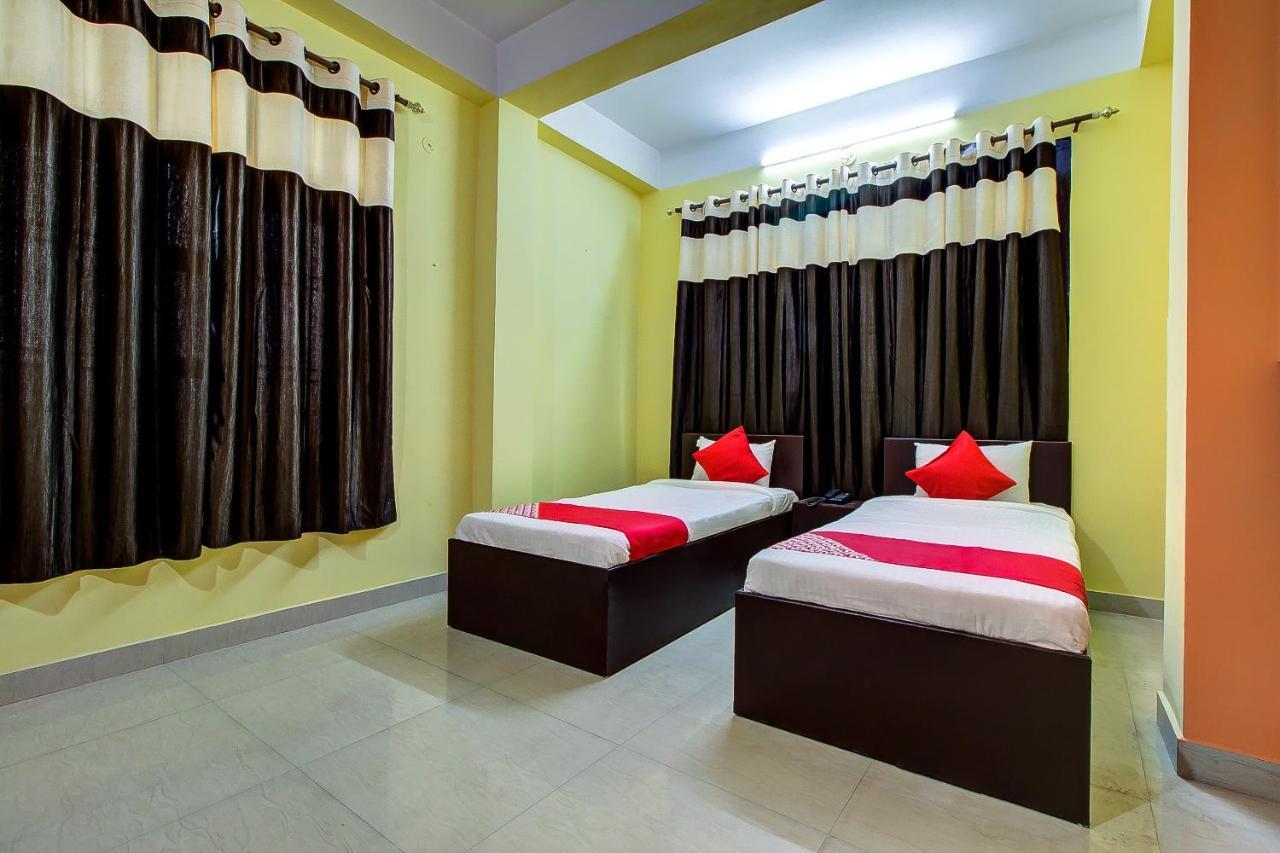 Oyo 13927 Green View Guest House Dispur Exteriör bild