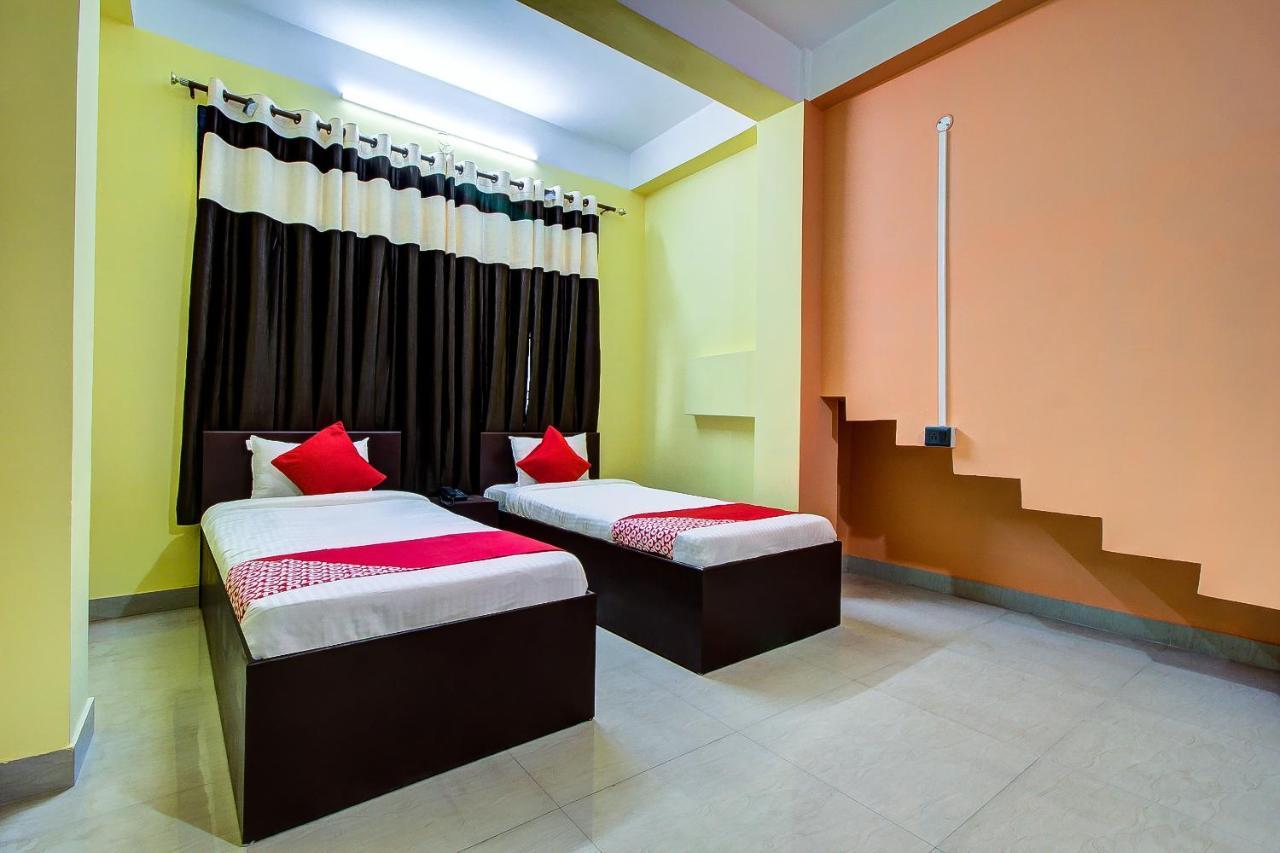 Oyo 13927 Green View Guest House Dispur Exteriör bild
